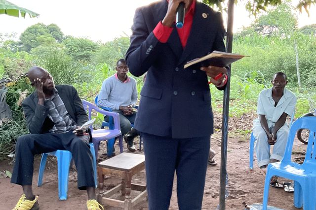 CF1 BFA9 B D486 4 A0 C A136 80 ACAB3 C43 B6